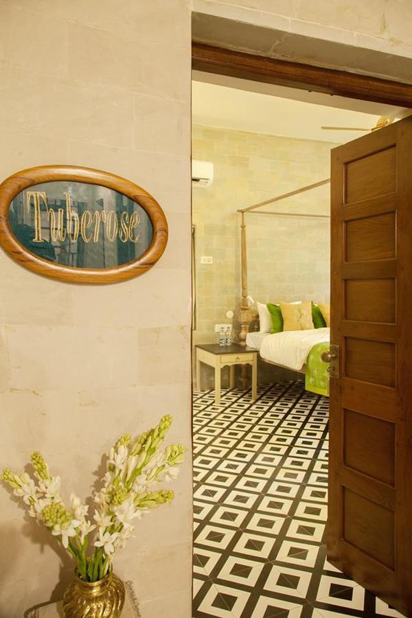 The Ivy House Bed & Breakfast Kolkata Exterior photo