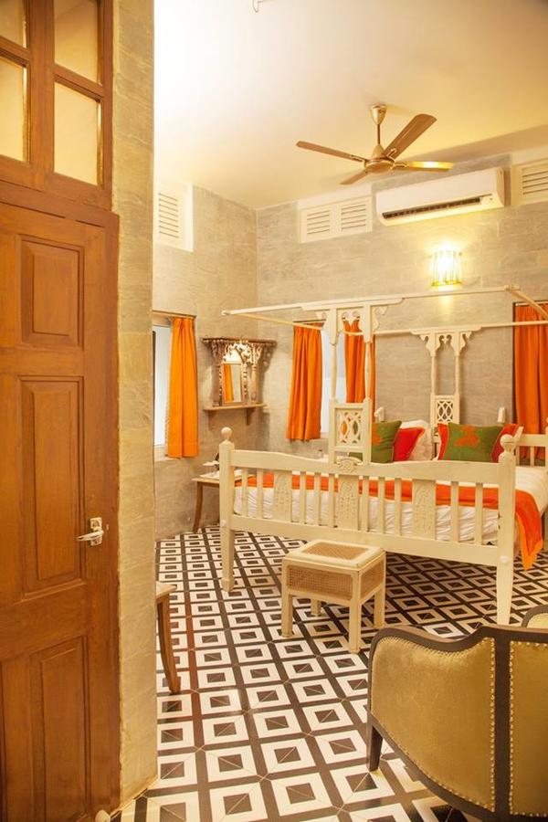 The Ivy House Bed & Breakfast Kolkata Exterior photo