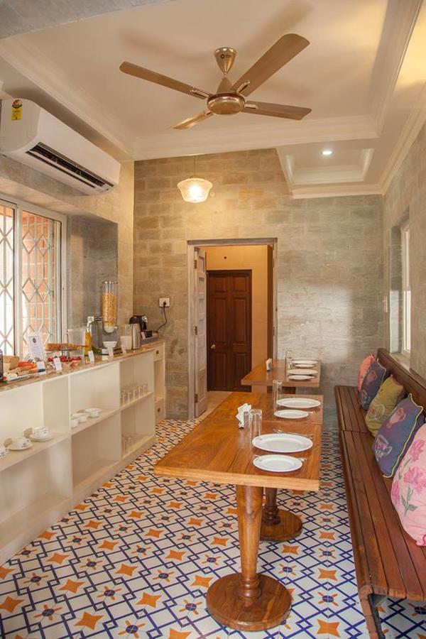 The Ivy House Bed & Breakfast Kolkata Exterior photo