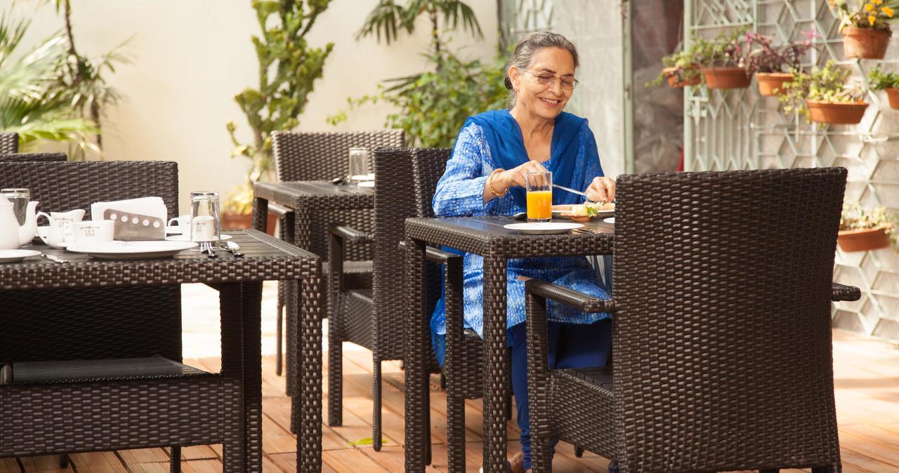 The Ivy House Bed & Breakfast Kolkata Exterior photo
